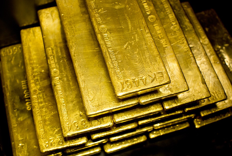 The Secret World of Bullion Banking: Who Sets Gold Prices?